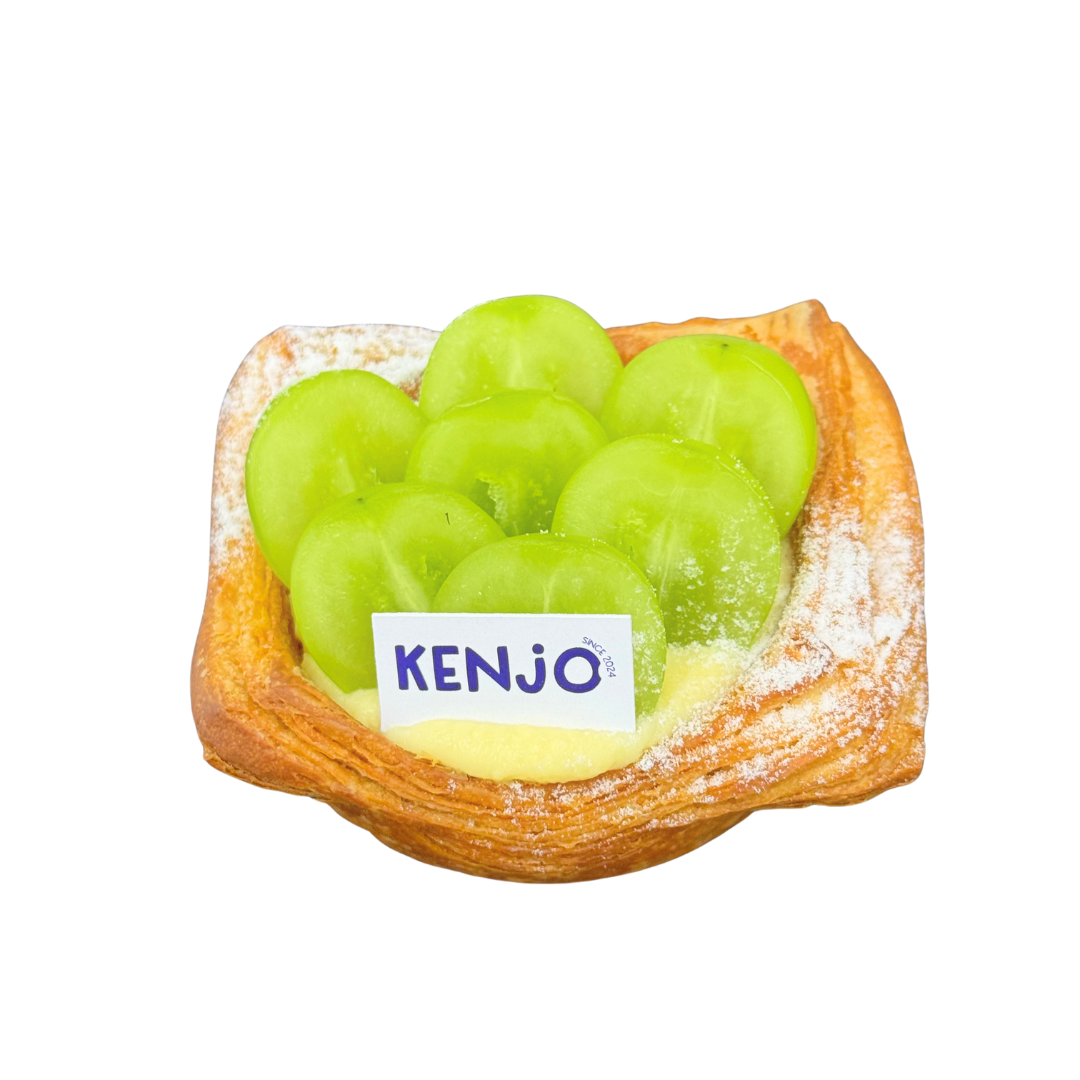 Muscat Custard Danish | 青葡萄卡士达丹麦酥