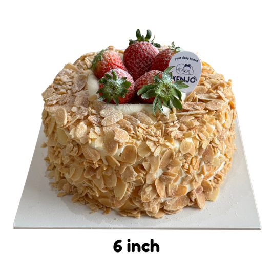 Strawberry Vanilla Cake | 草莓香草蛋糕