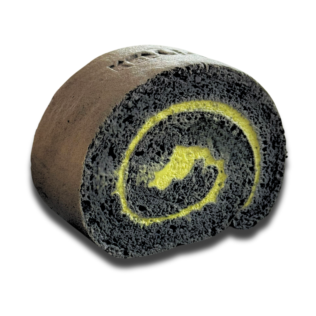 Black Gold Matcha Swiss Roll | 黑金抹茶瑞士卷
